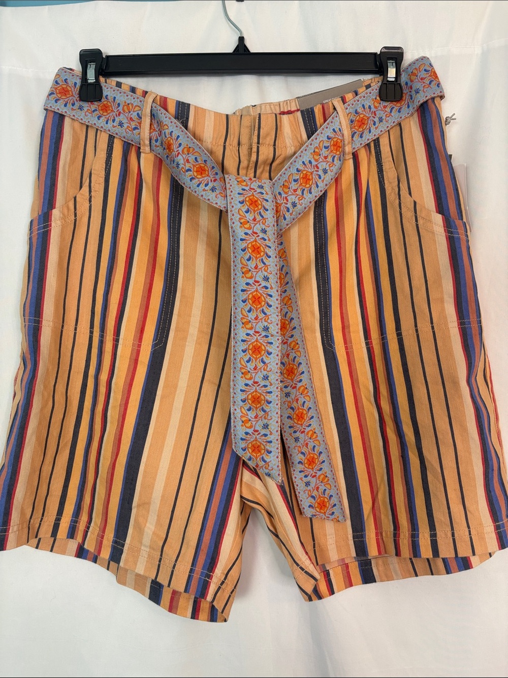 Soft Surroundings Tan Multi Stripe High-Waist Shorts Embroidered Blue Belt Sz L